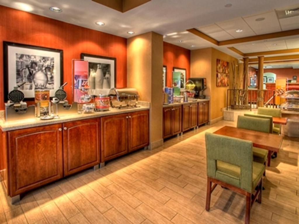 Hampton Inn Johnstown Geistown Exterior foto